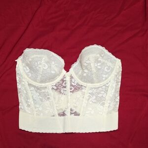 Carnival Elegant Lace Bustier in Cream Size 38B